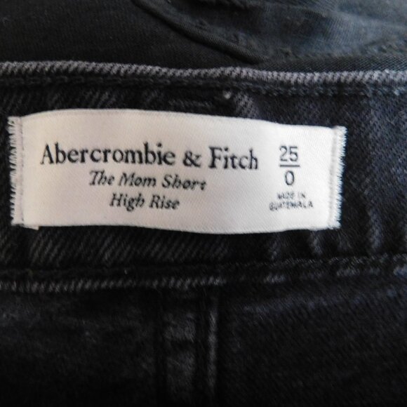 🦌 Abercrombie & Fitch High Rise The Mom Short Raw Hem Frayed Black Shorts - Picture 14 of 14